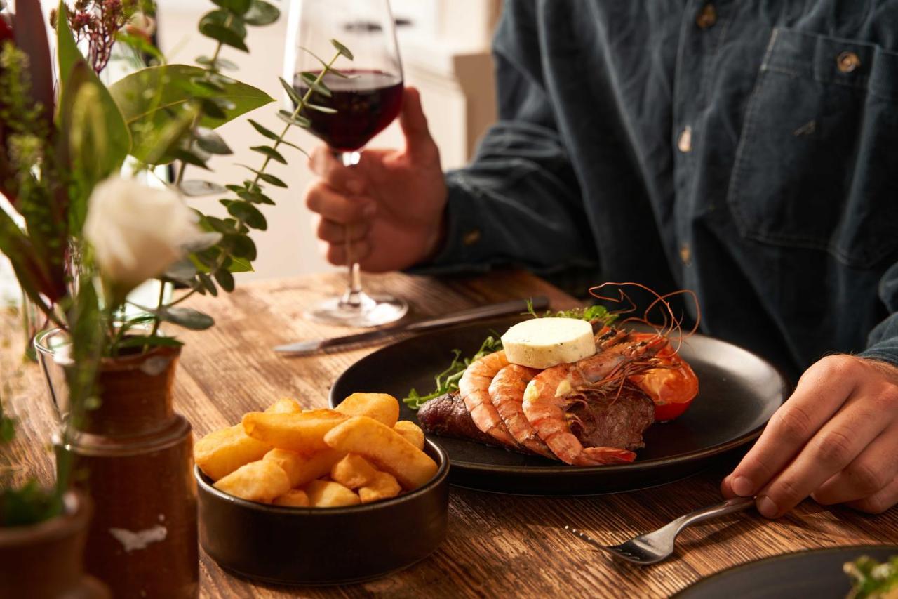 Rose And Crown Yealmpton 호텔 외부 사진