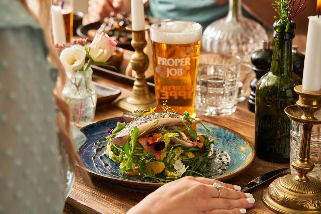 Rose And Crown Yealmpton 호텔 외부 사진
